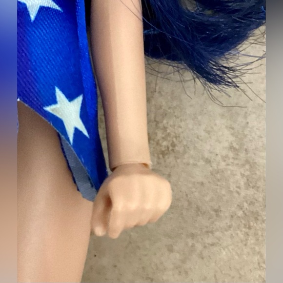Super Woman Hero Doll - Picture 7 of 11
